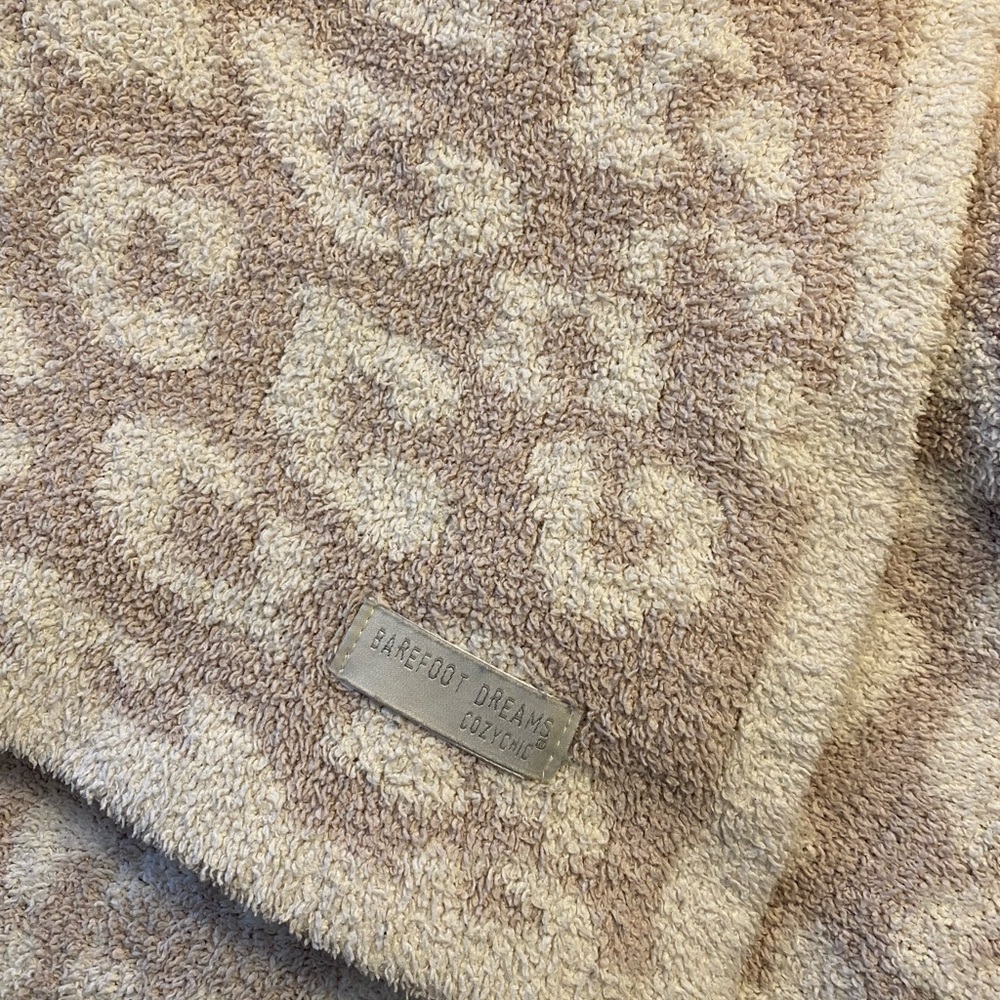 Barefoot Dreams CozyChic® Barefoot in the Wild® Throw